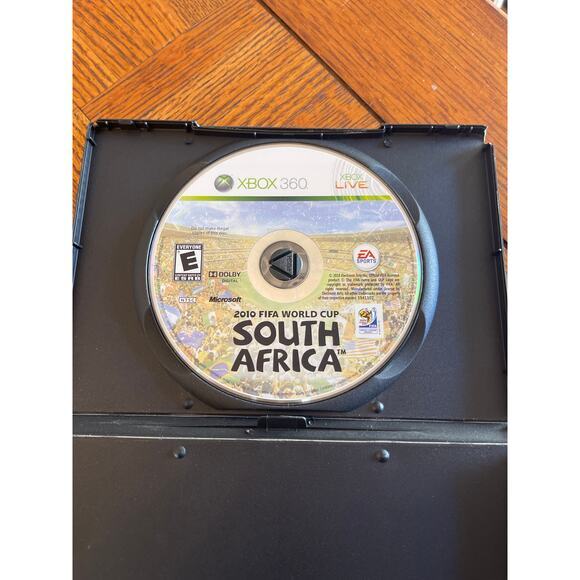 XBOX 360 FIFA WORLD CUP 2010 South Africa - Picture 1 of 3